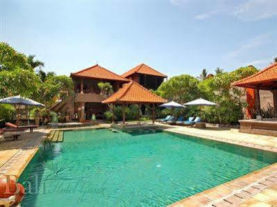Puri Rai Hotel