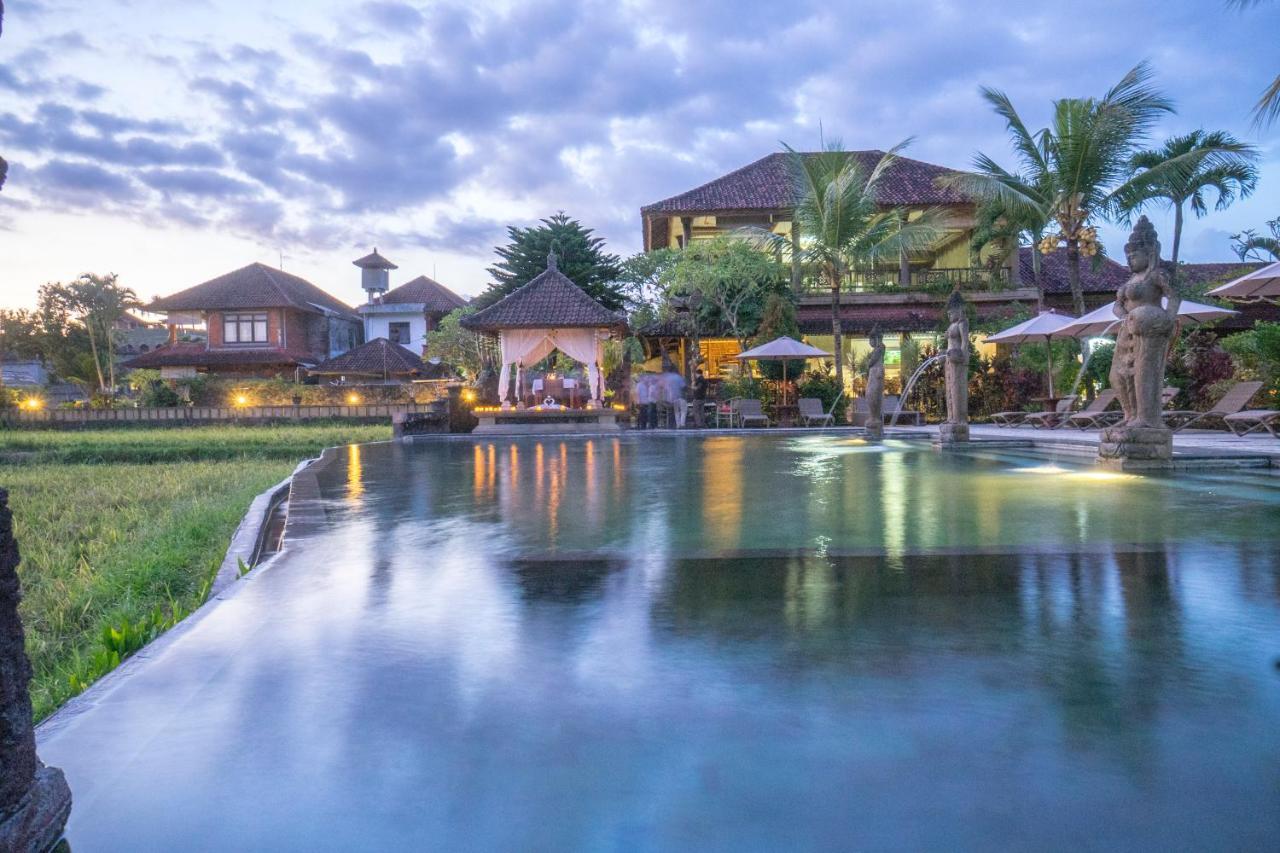 Cendana & By Mahaputra Hotel 3*