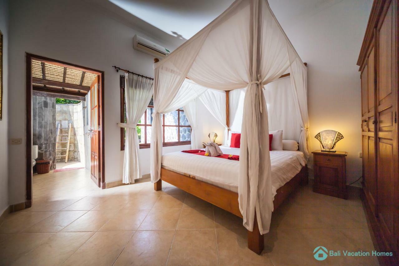 Segara Murti - Stylish Beachfront Villa! Villa *