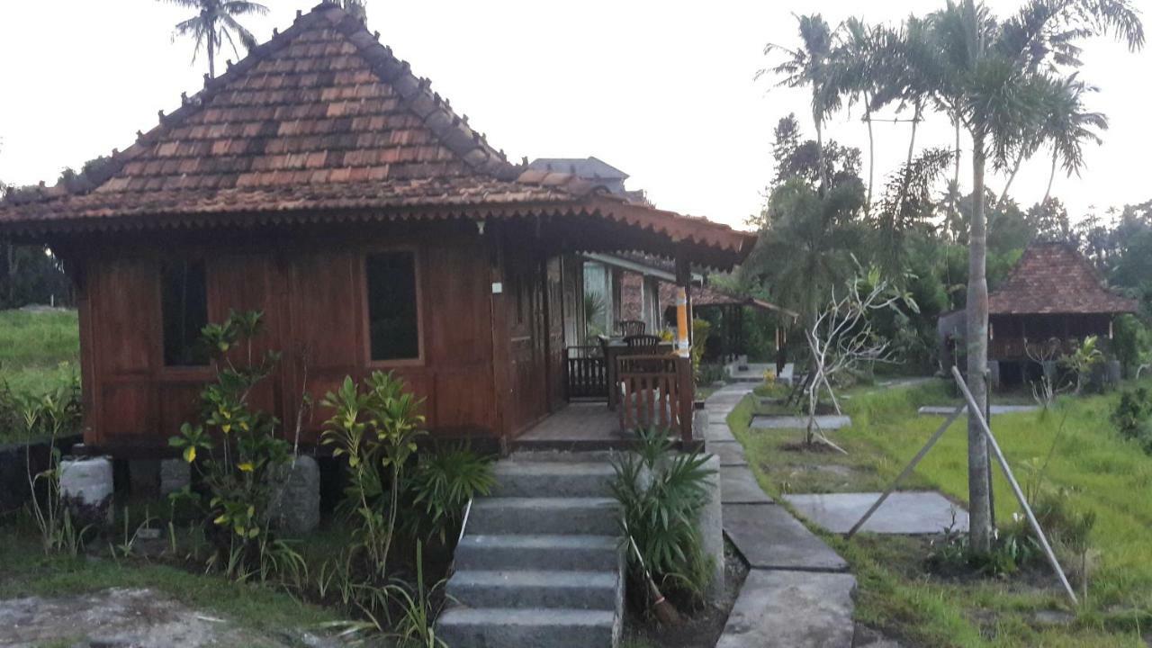 Guest house Kubu Taru