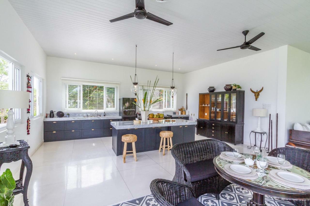 Villa Kusuma - Luxury Sea View 5 Bedroom Close To Savaya