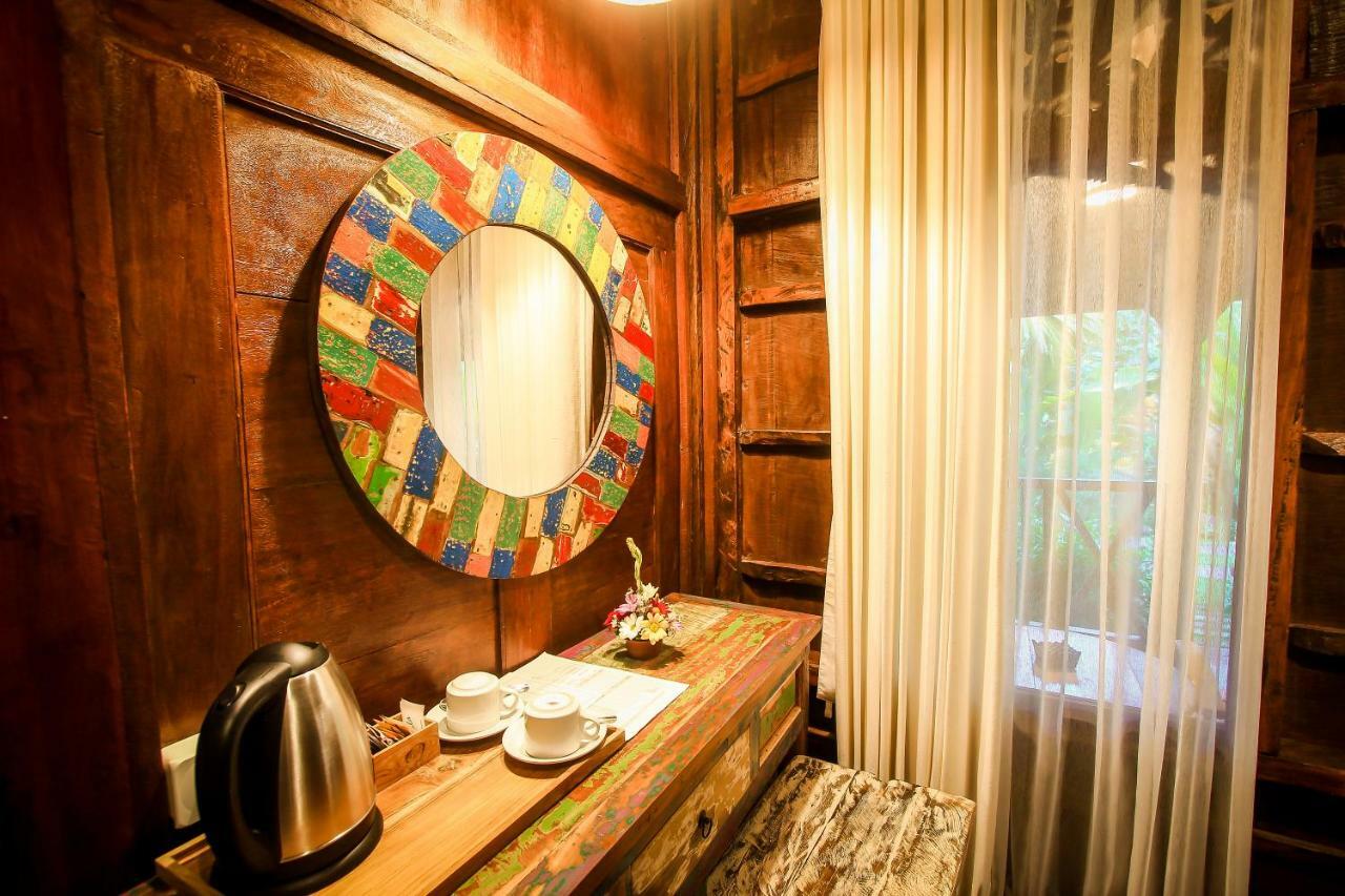 Sacred River Retreat And 4* Keramas