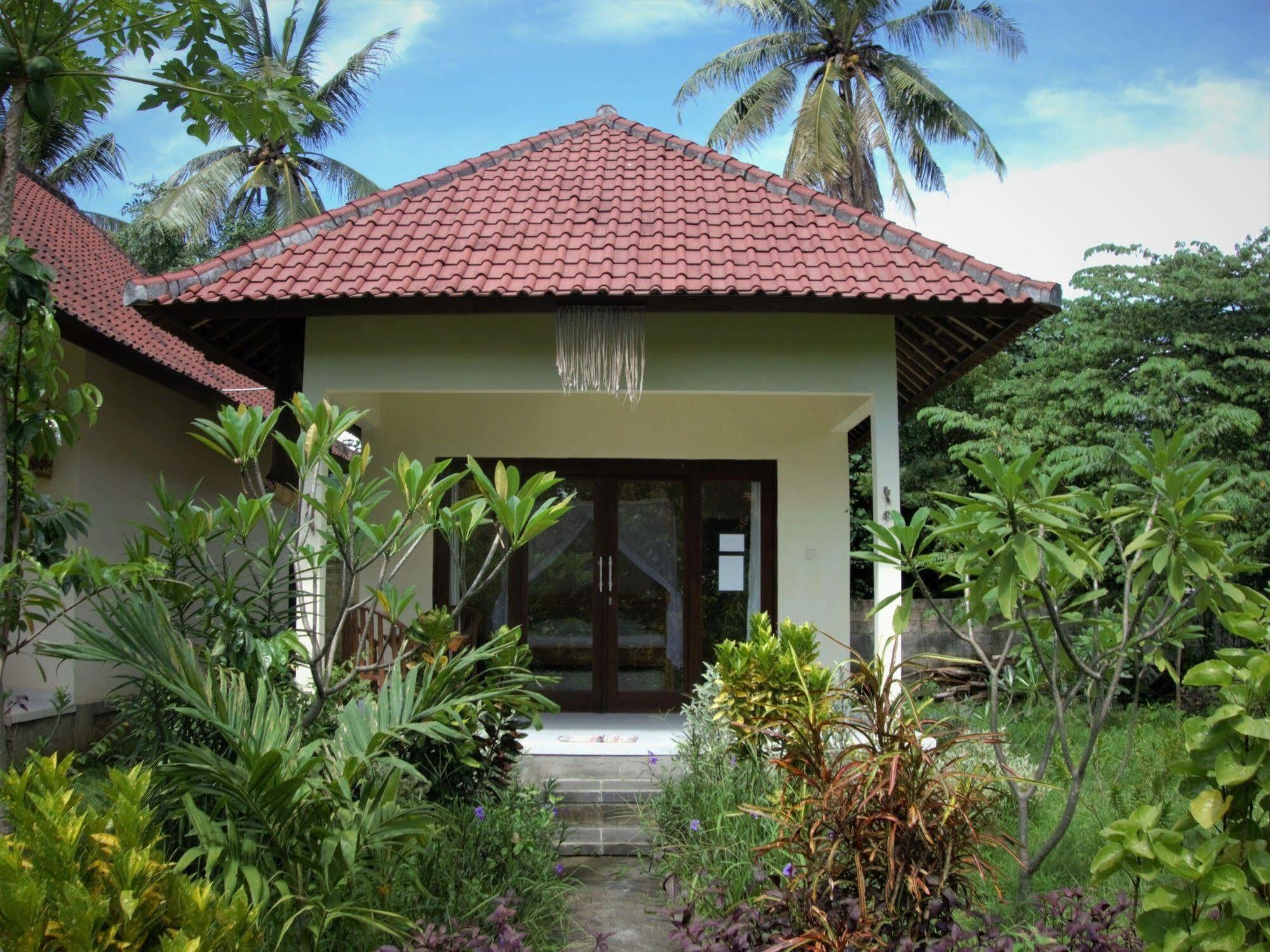 Hostel Bali Fab Dive Center Amed (Bali)