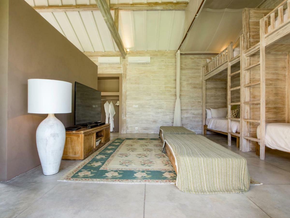 Mannao Estate By Finder
