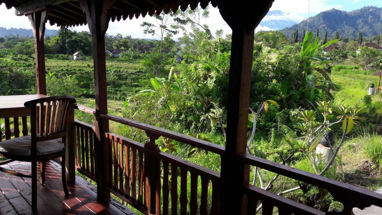 Kubu Taru Guest house