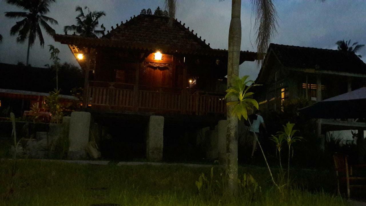 Kubu Taru 2* Sidemen (Bali)