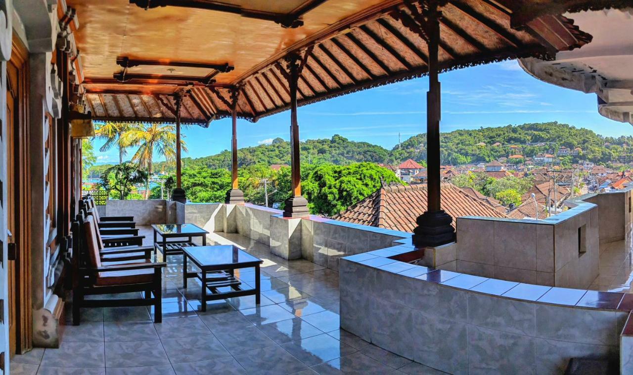 Serangan Ii Inn Padangbai (Bali)