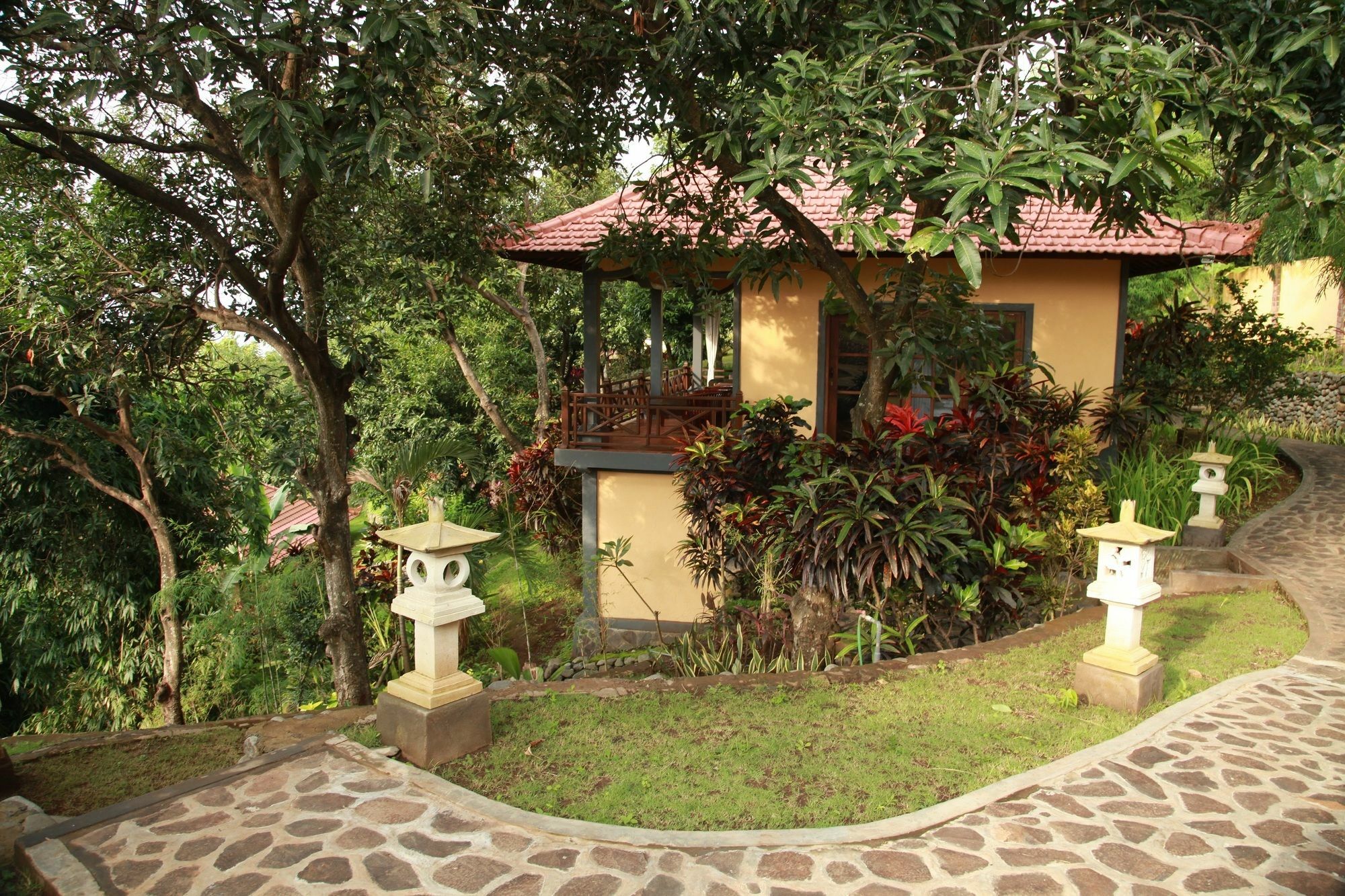 Puri Mangga Sea View And Resort