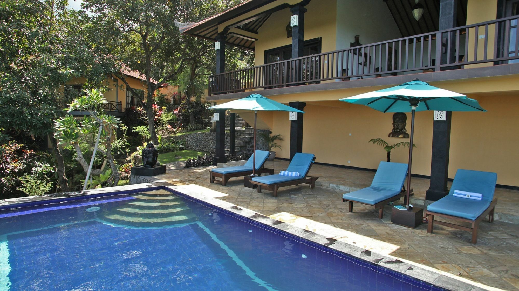 Resort Puri Mangga Sea View And Lovina (Bali)