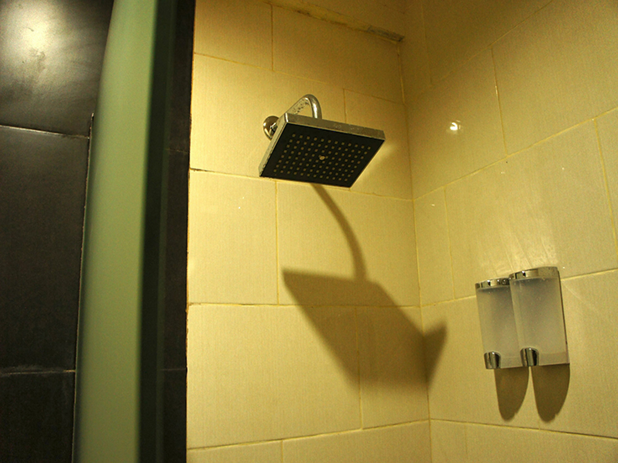 Guest house Legian Mas Beach 2*
