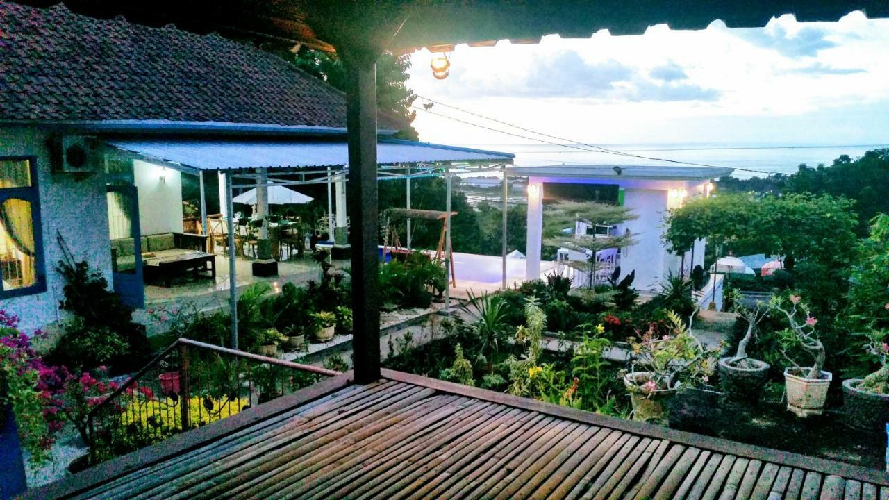 Cantik Lovina (Bali)