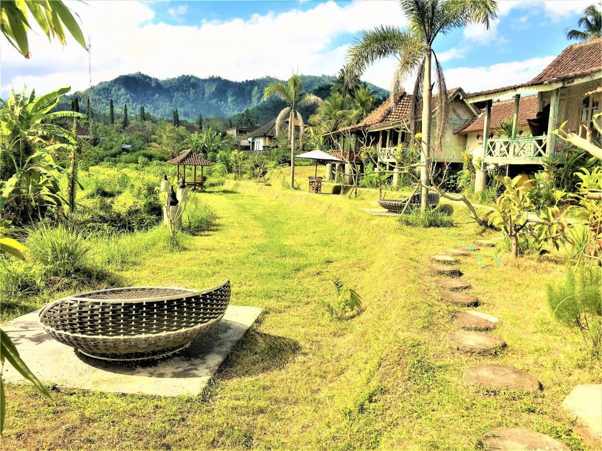 Guest house Kubu Taru 2*