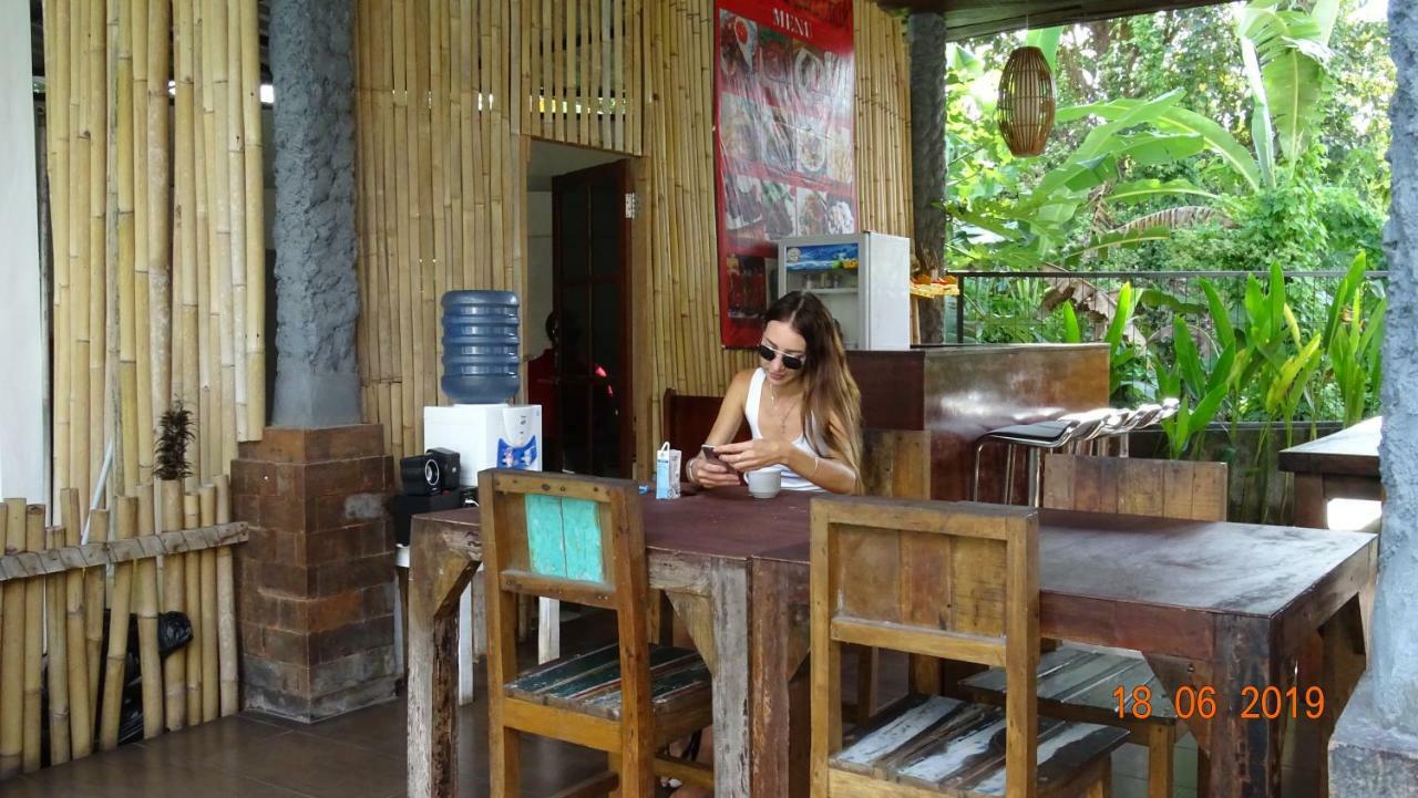 White Dove Dalung (Bali)
