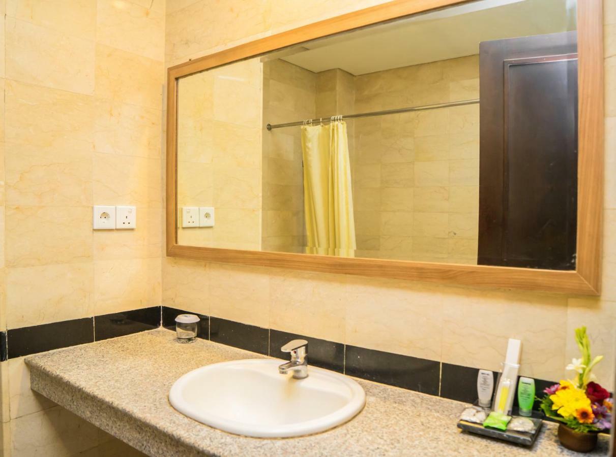 Puri Ayu Hotel 3*