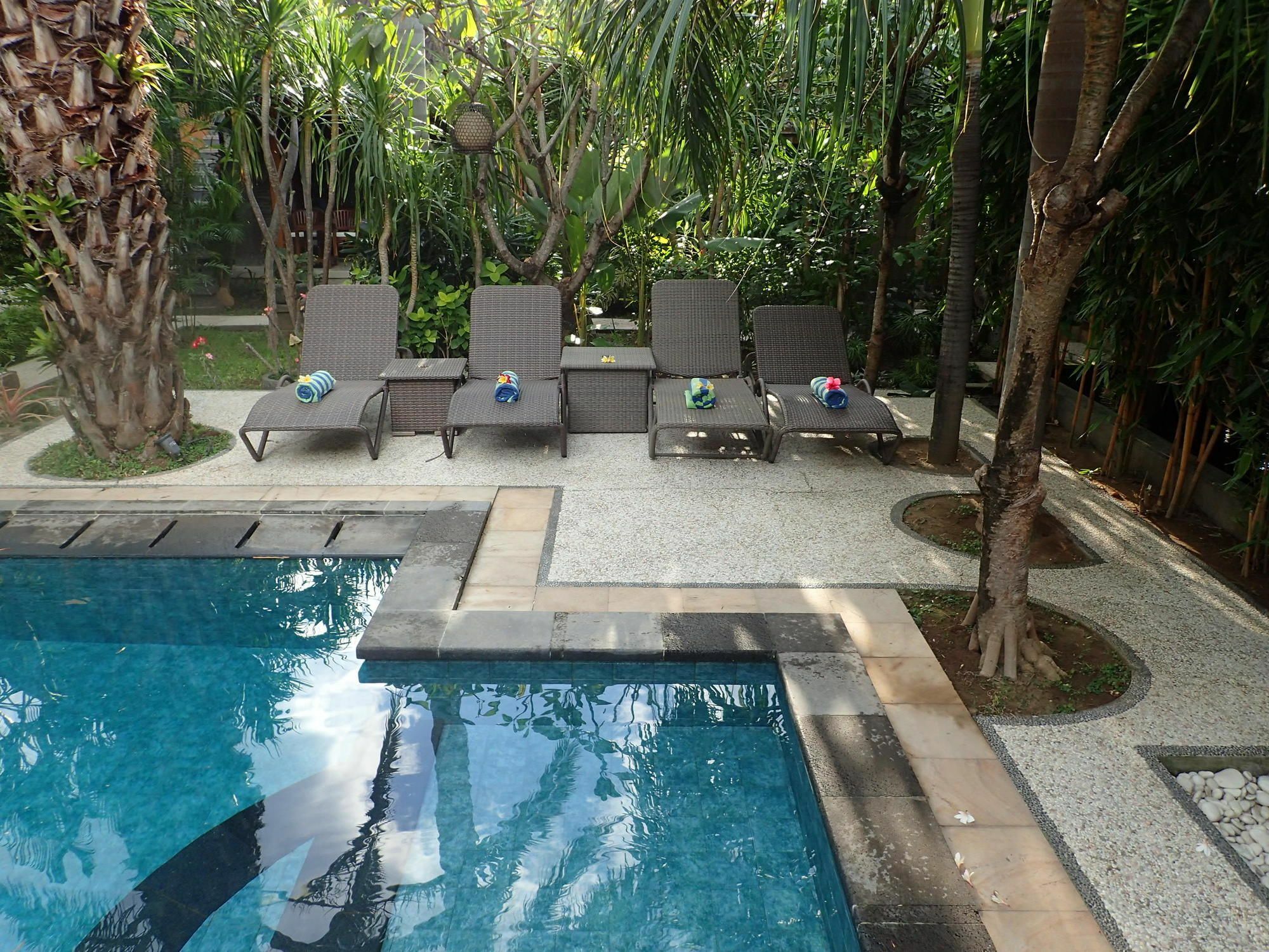 Wisma tamu Alami Resort, Restaurant And Dive Center