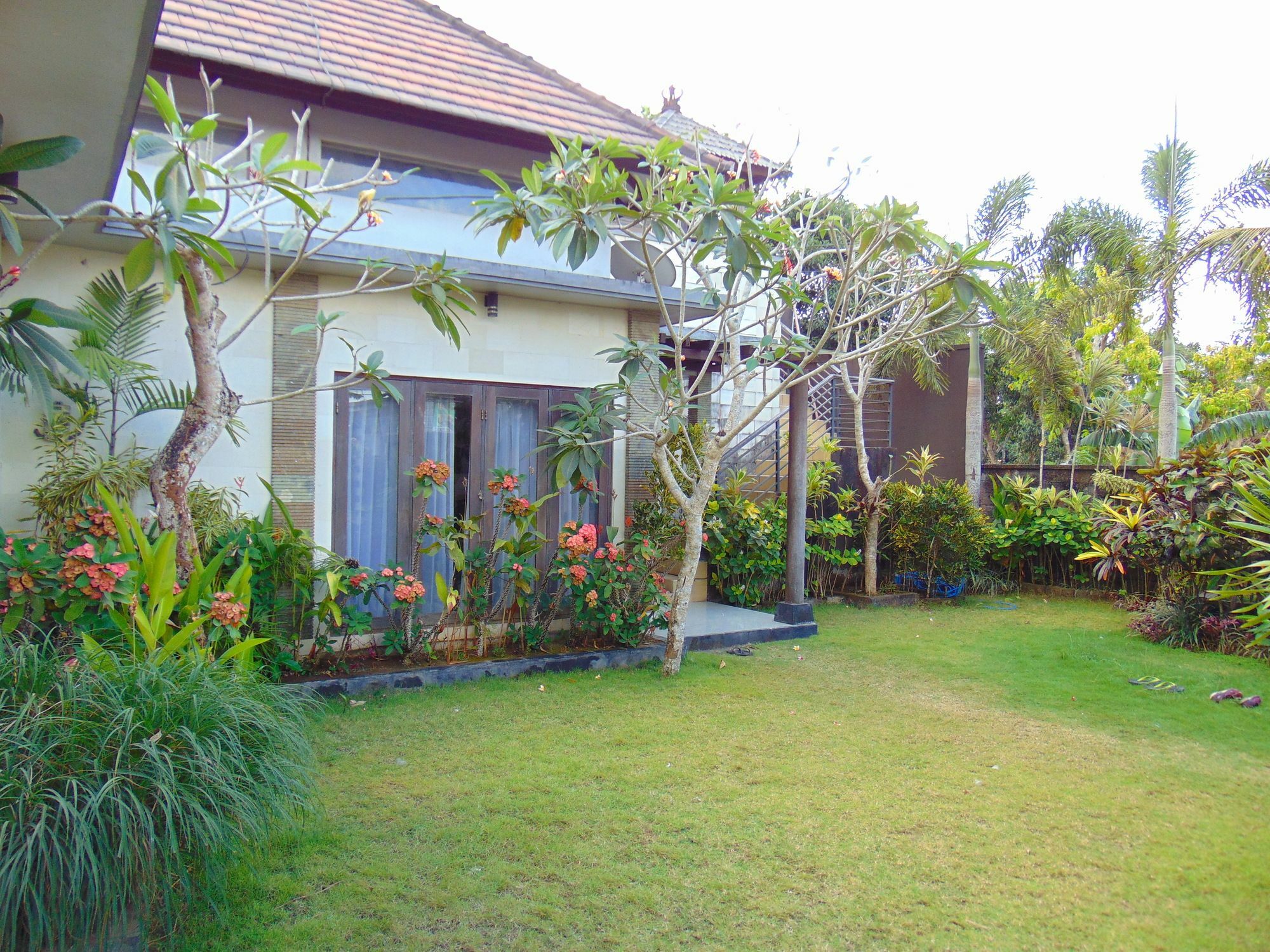 Baik Baik Homestay *