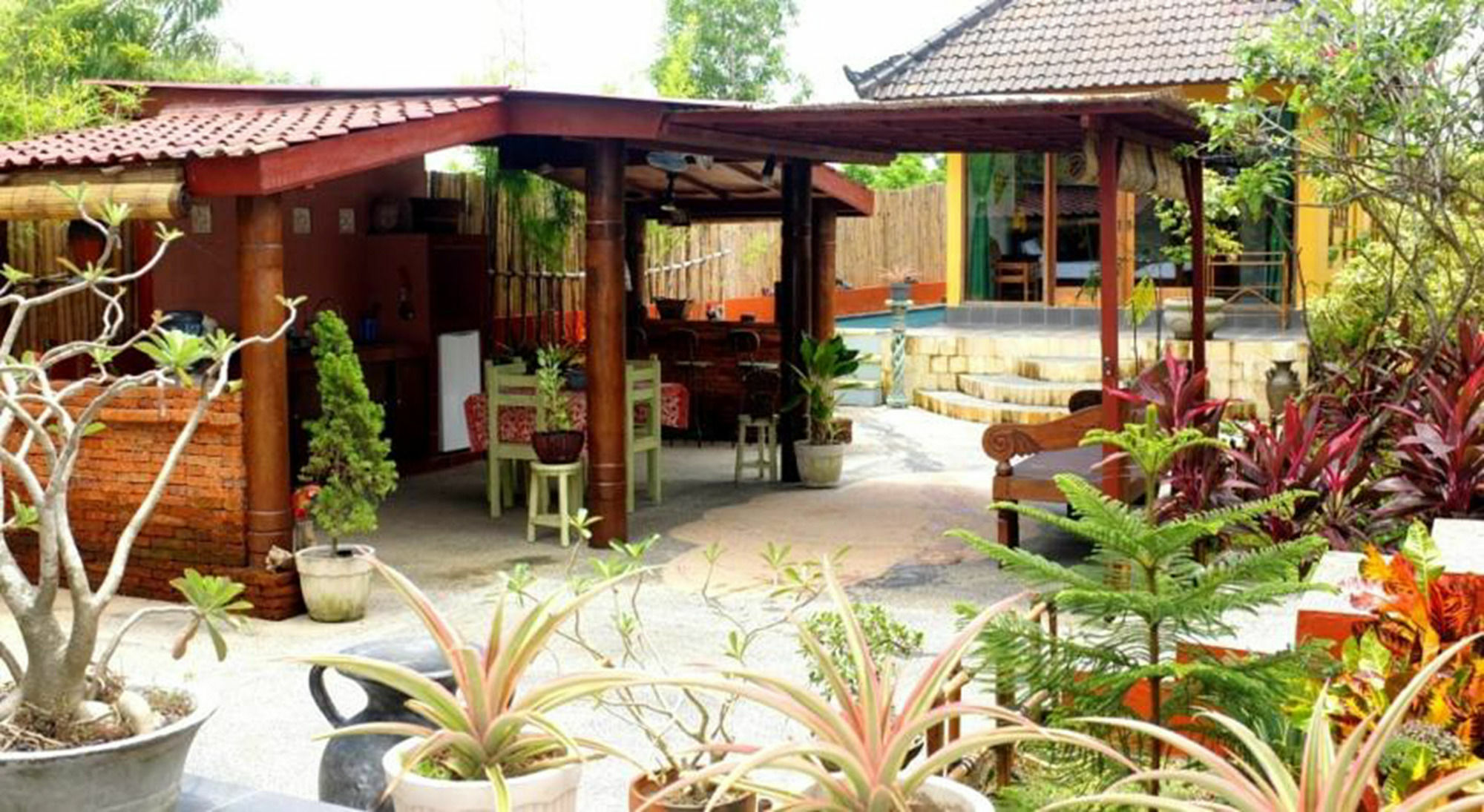 Anjing Guest house 3*