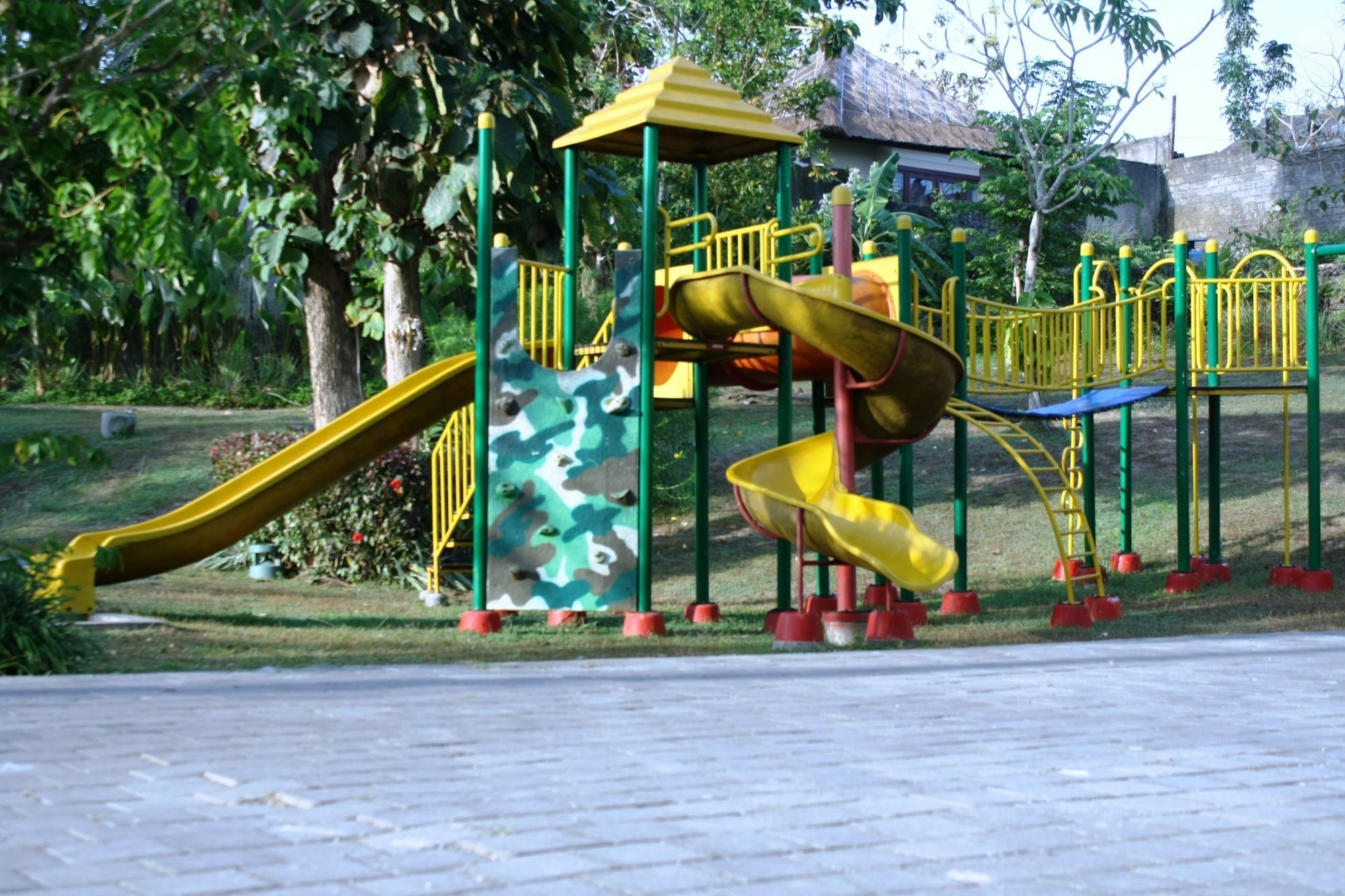 Tigadis Villa Ungasan (Bali)