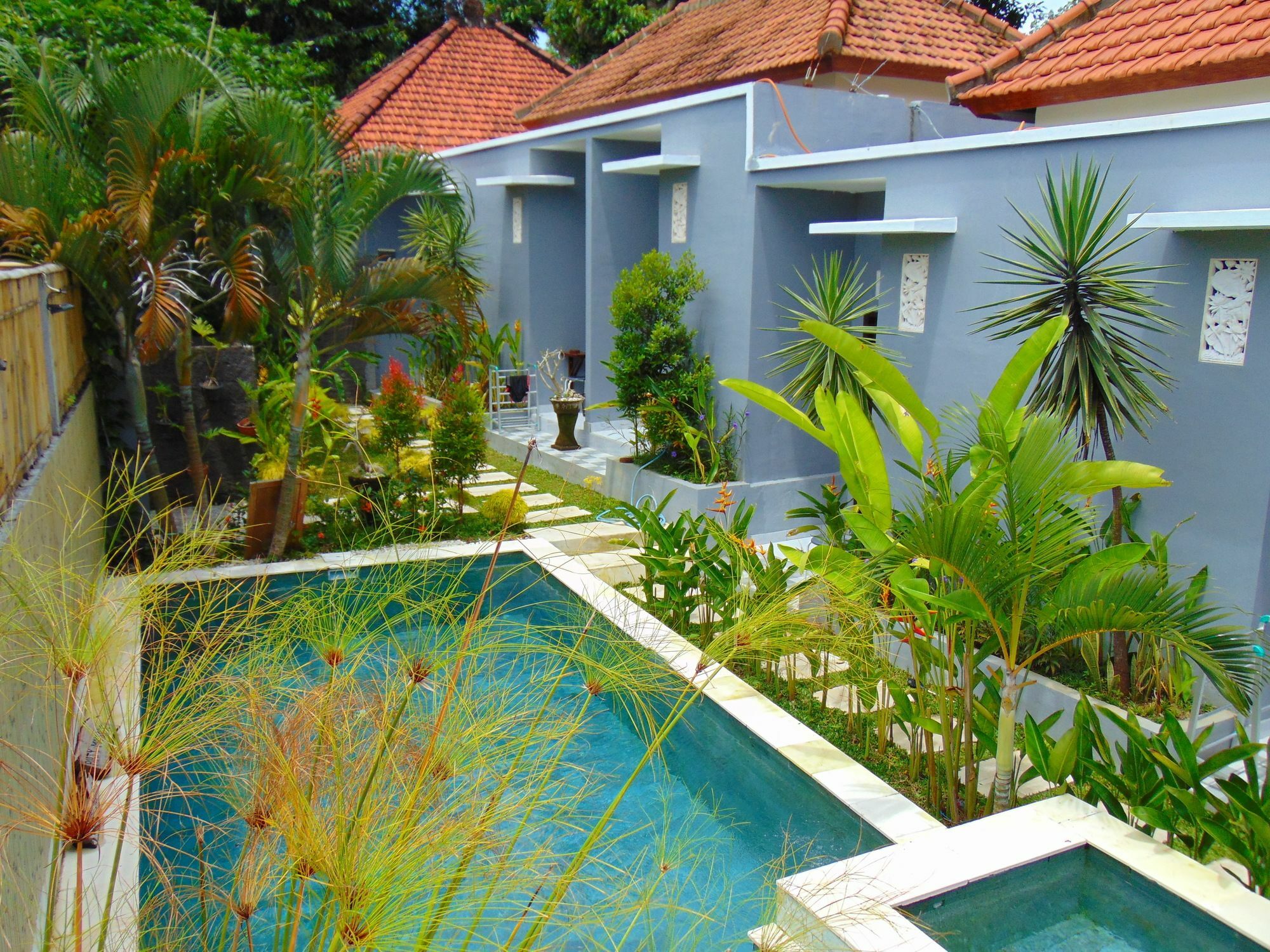 Batu Kandik 2*
