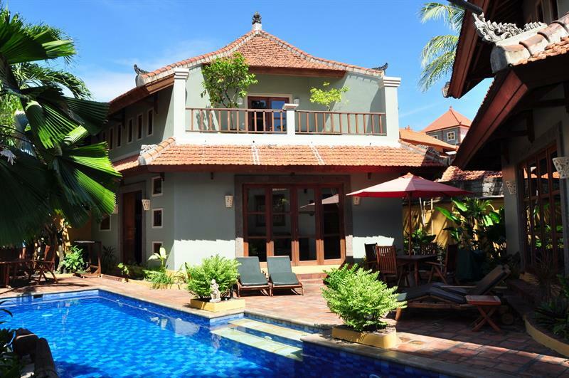 Naga Maya * Legian (Bali)