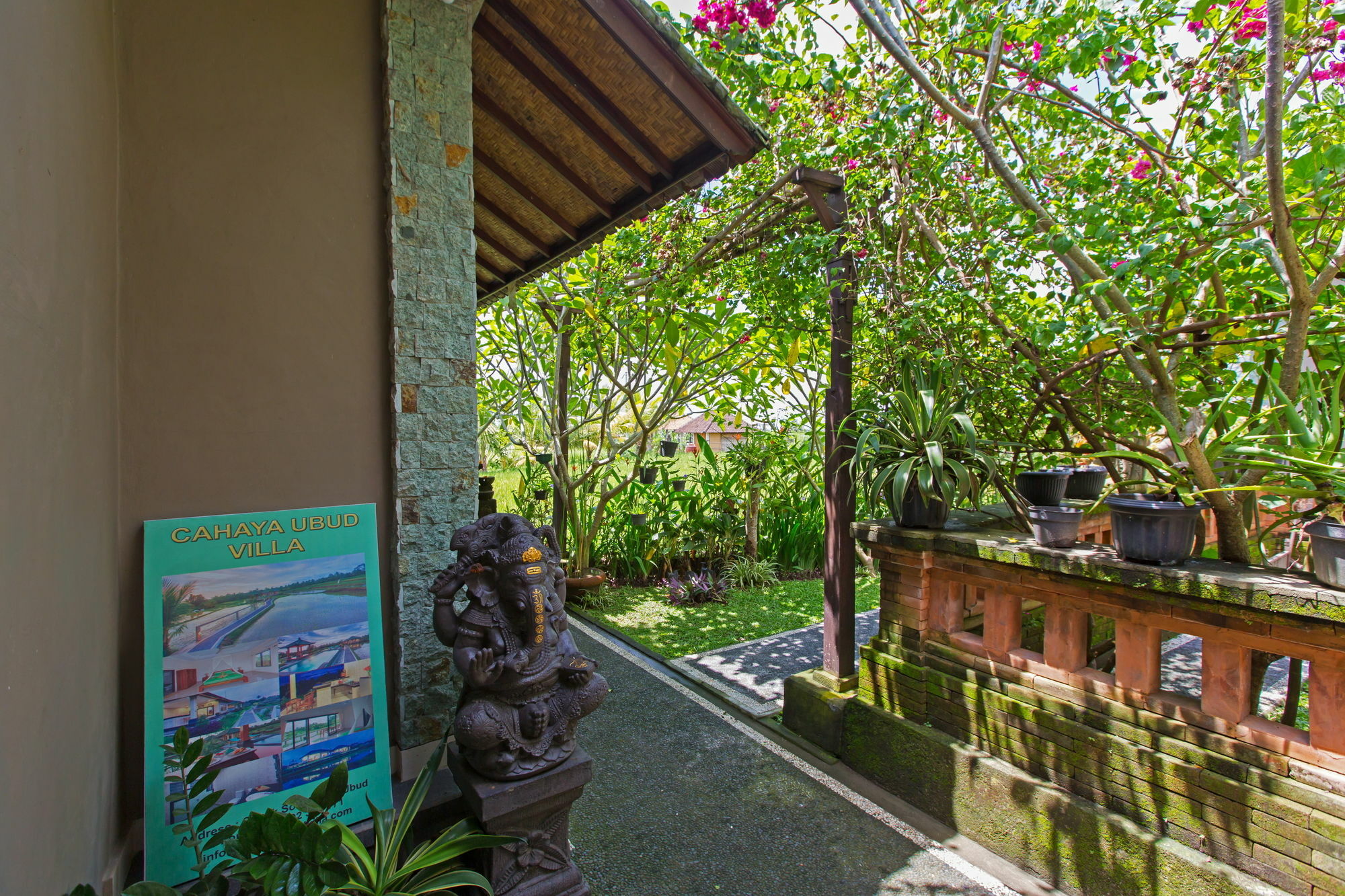 Cahaya Villa *