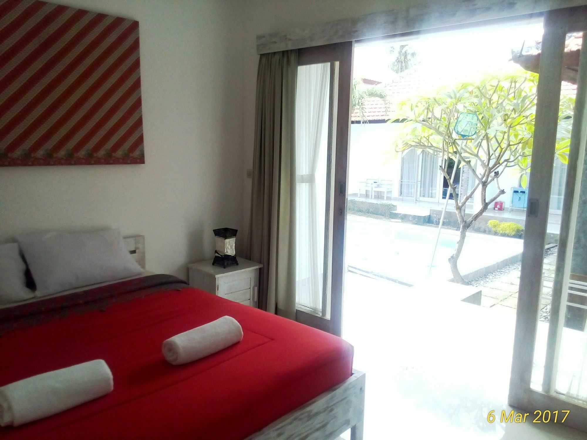 Guest house White Dove