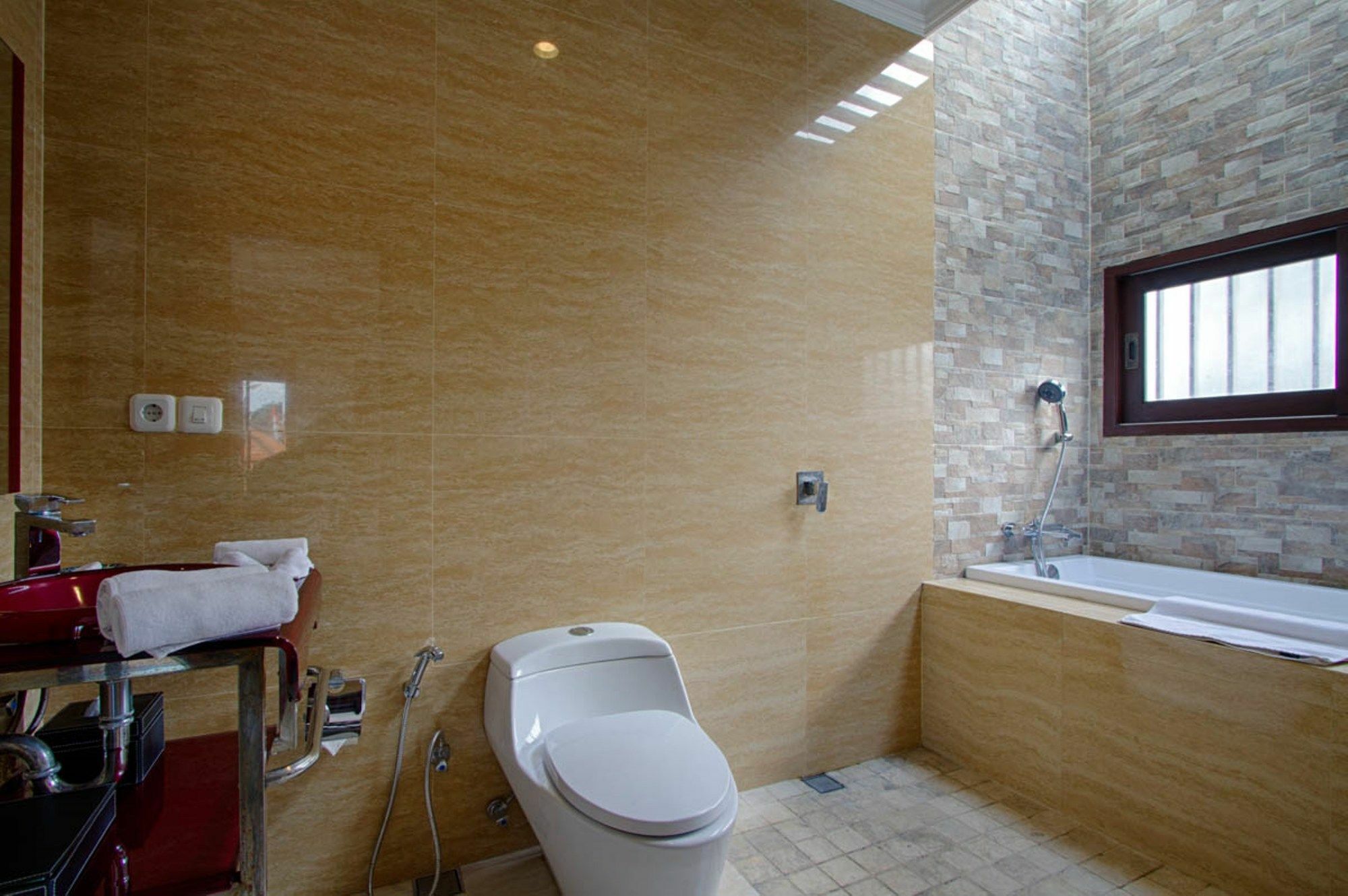 Amelle & Residences Holiday park 4*