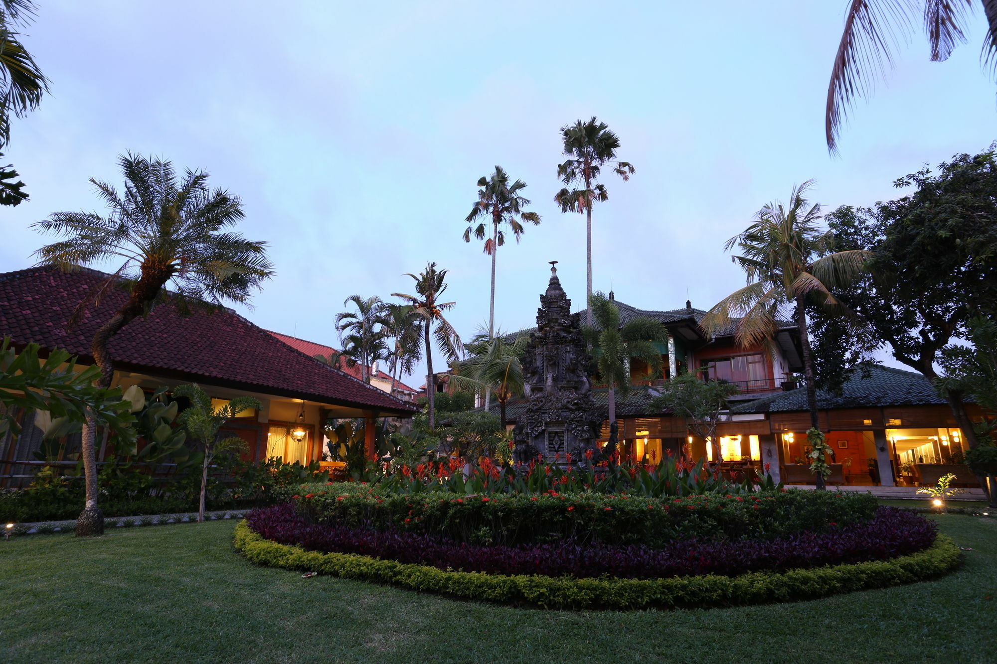 The Cakra Hotel 4*