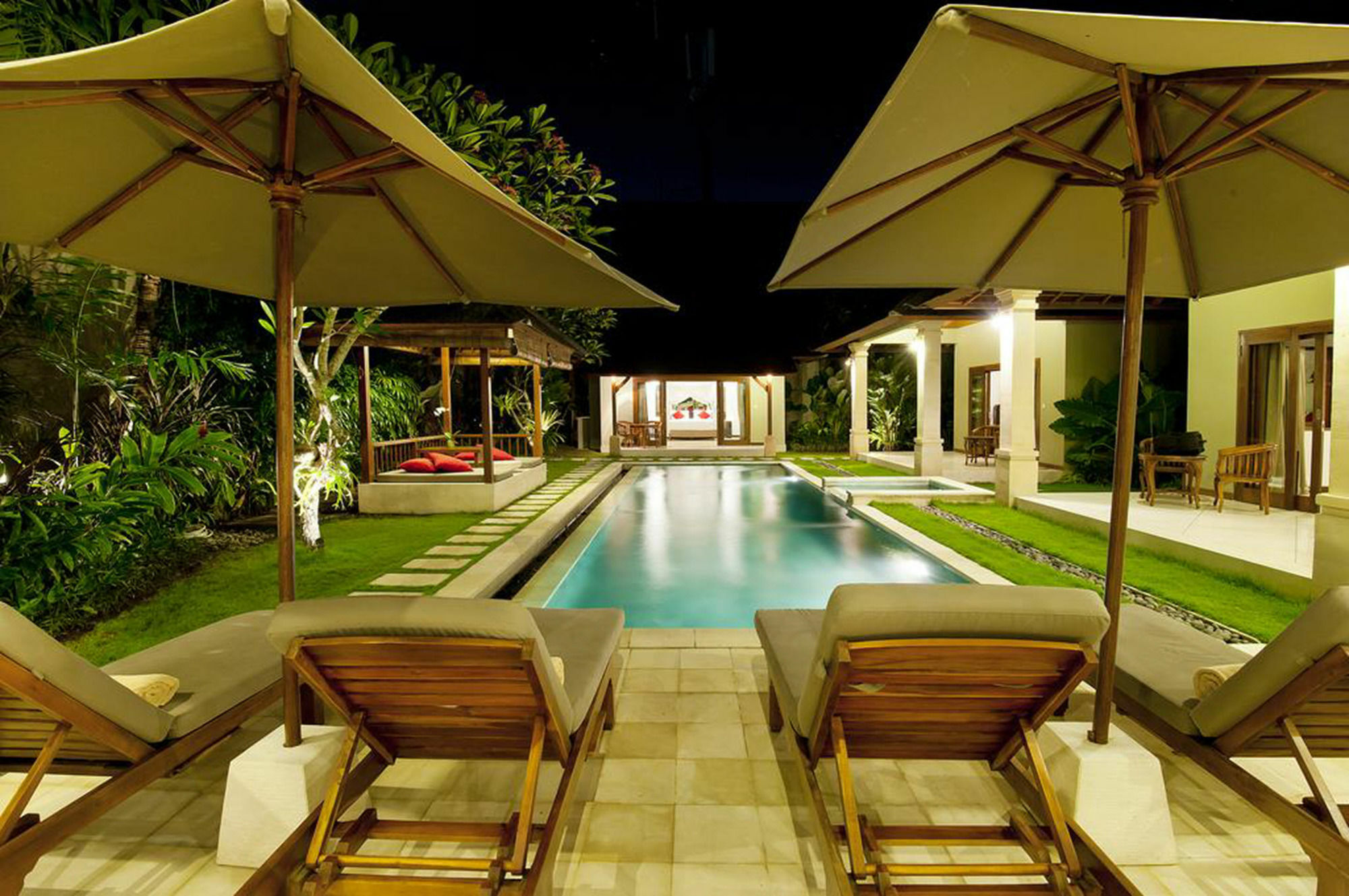 Zanissa Seminyak (Bali)