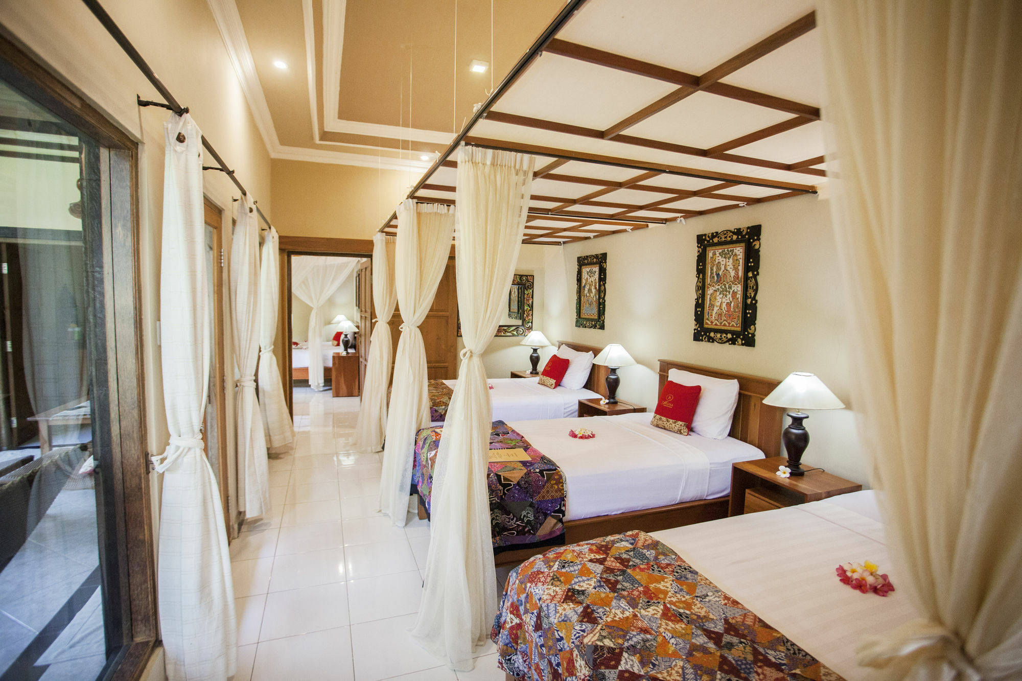 Taruna Boutique & 3*