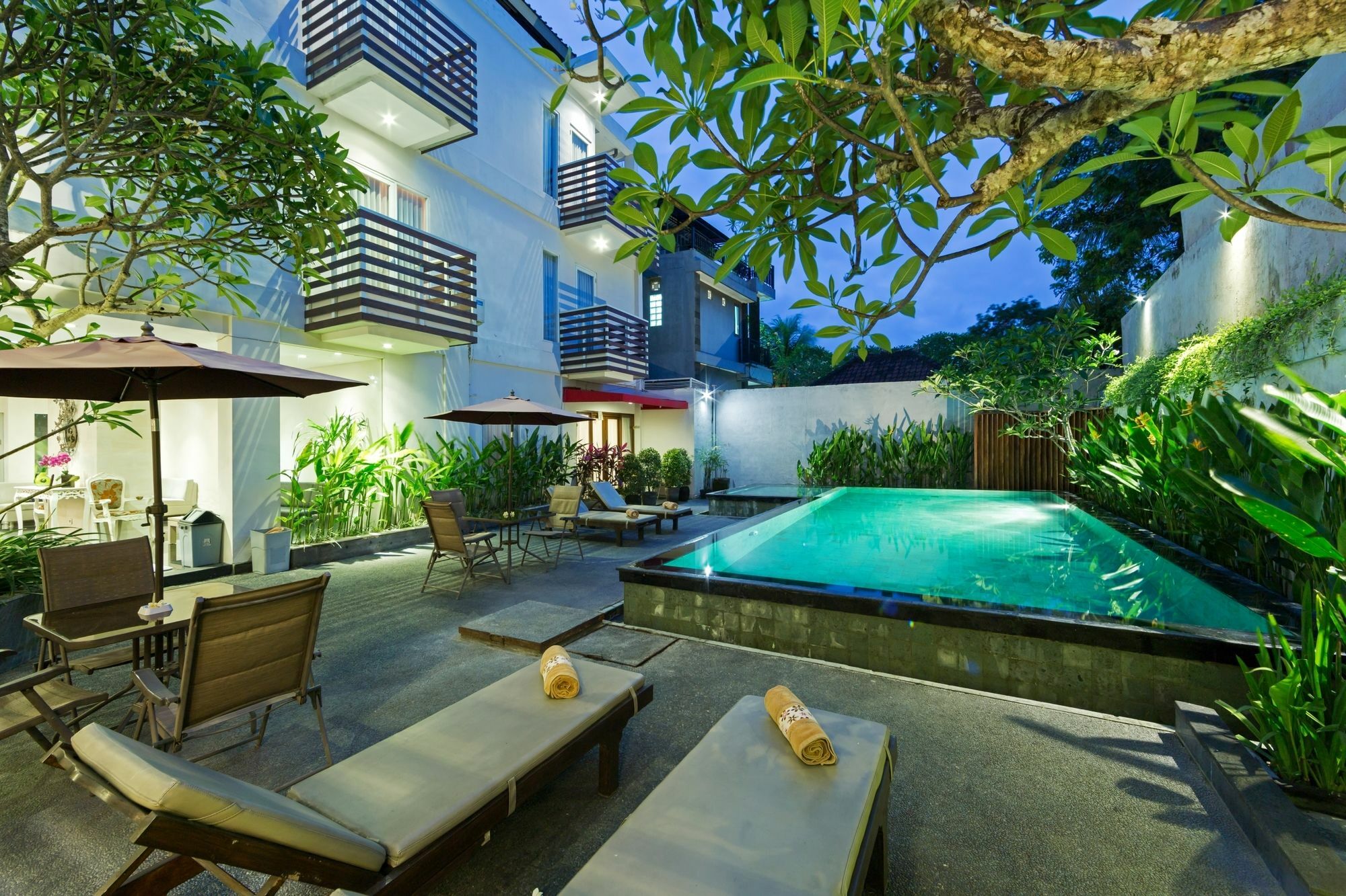 The Rinaya By Ecommerceloka Hotel Canggu (Bali)