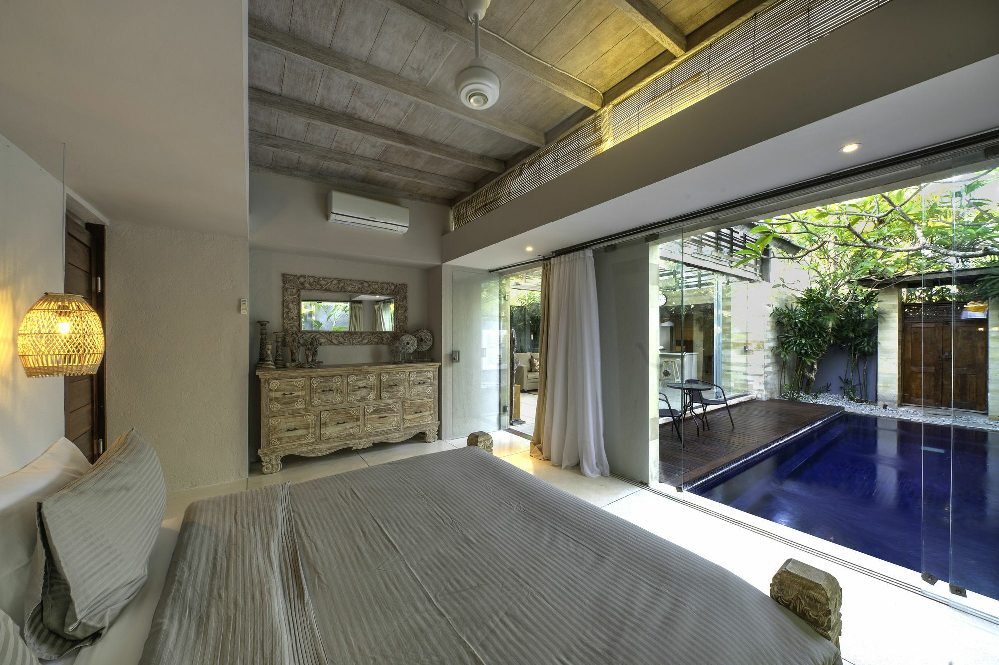 Allure * Kuta (Bali)
