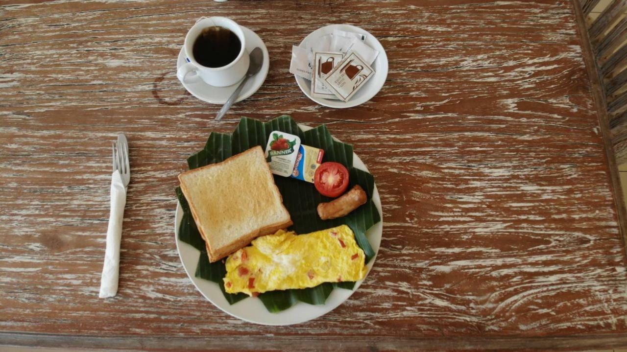 The Flora Kuta Bali 3*