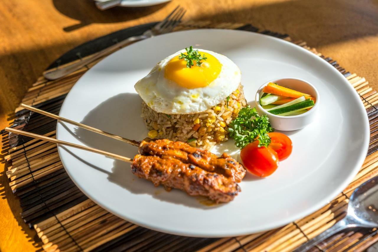 Rusa Biru - Modern With Private Pool And Cook In The Heart Of Berawa Canggu (Bali)