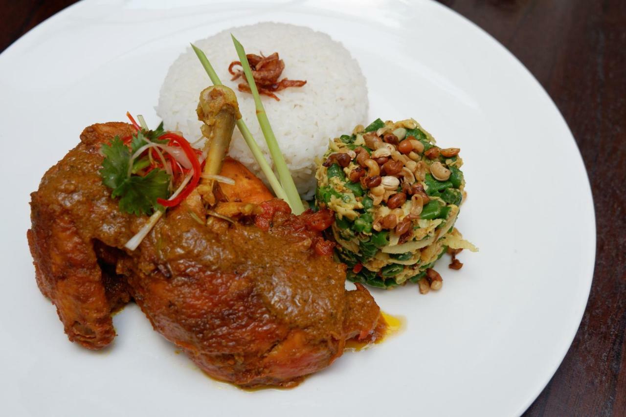 B Bali & Hotel Denpasar (Bali)
