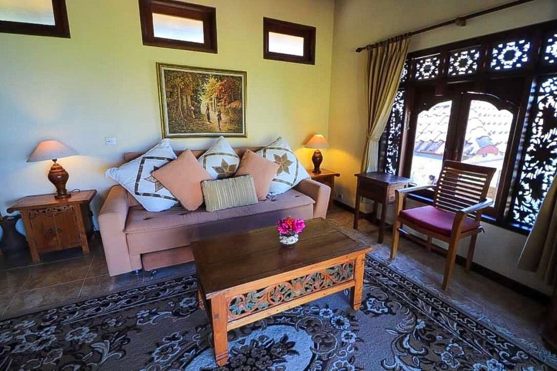 Holiday park Eka Purnama 2*