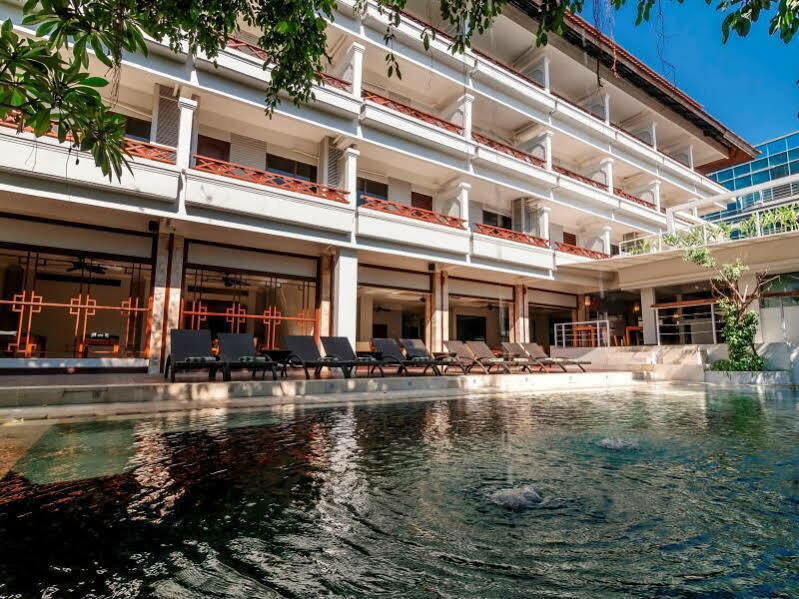 Hotel Kuta One Party Kuta (Bali)