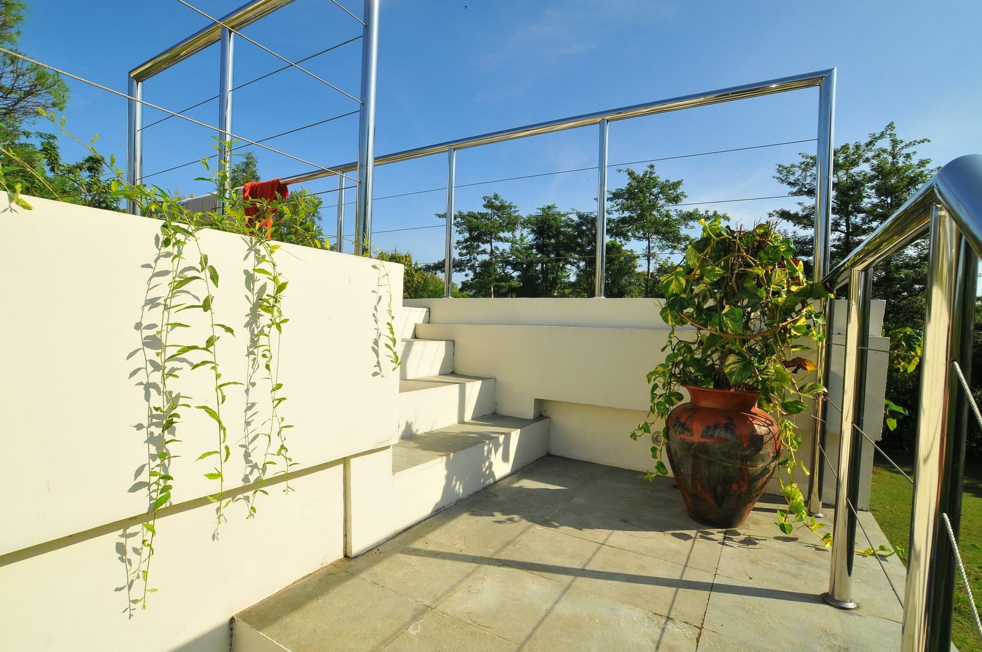 Sunset Villa *