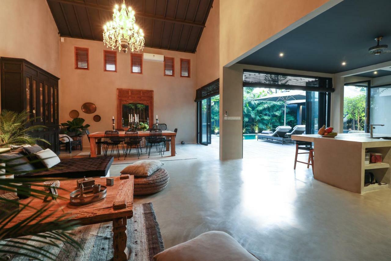 Suku Berawa * Canggu (Bali)