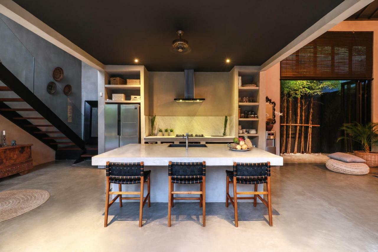 Suku Berawa Canggu (Bali)