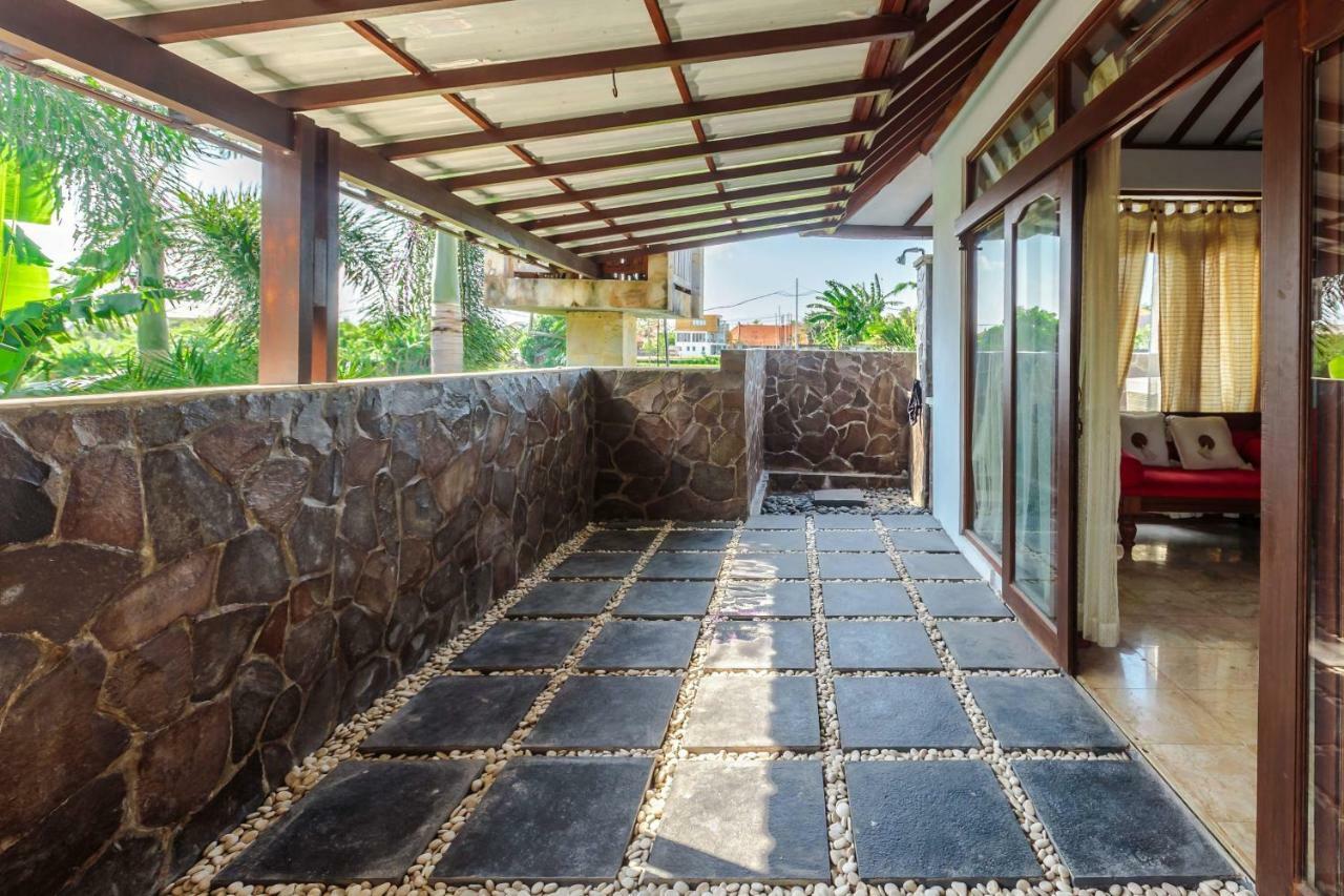 Nipper - Spacious 5br In Villa