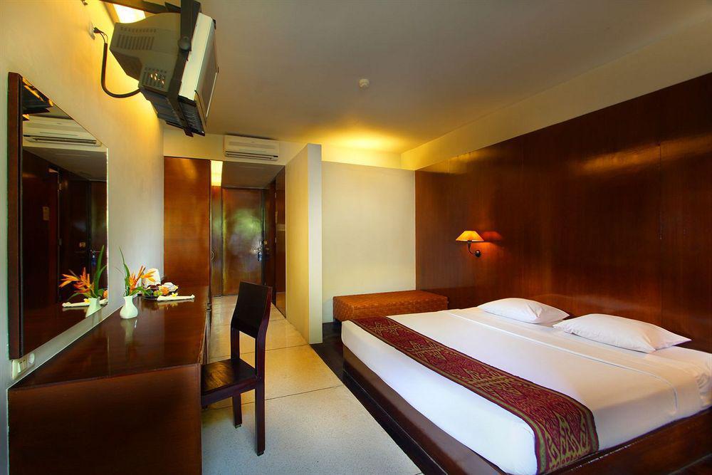 The Oasis Benoa Bali Hotel 4*