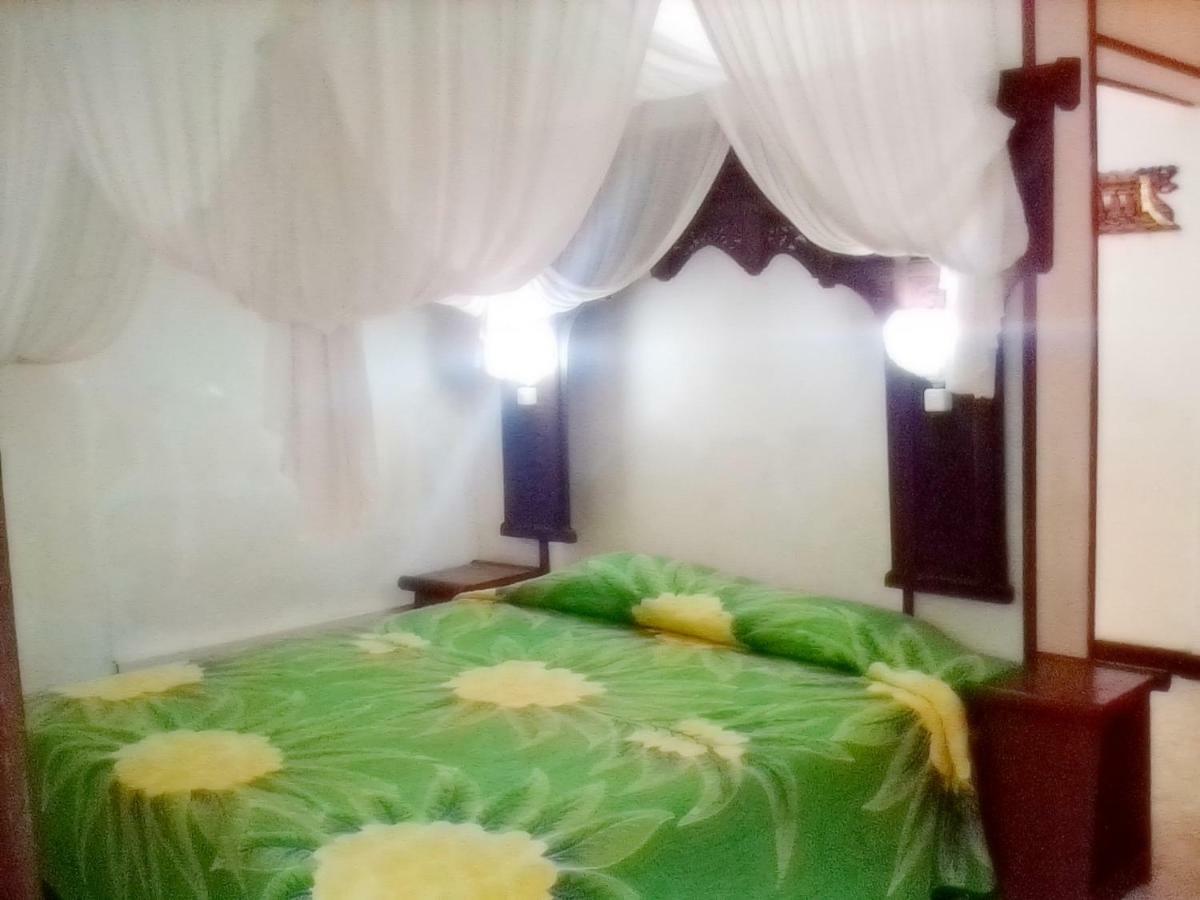 Gazebo Beach 3* Sanur (Bali)