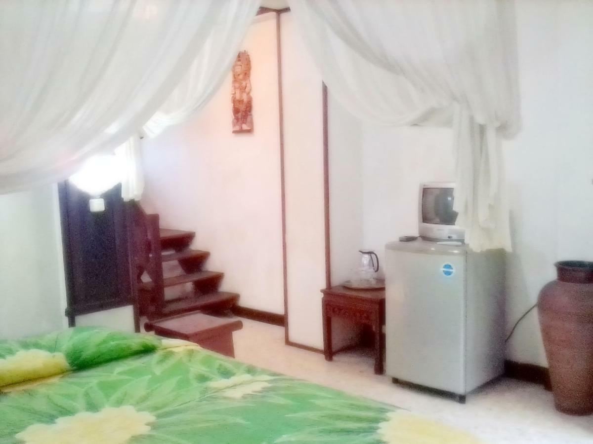Gazebo Beach Holiday park 3*