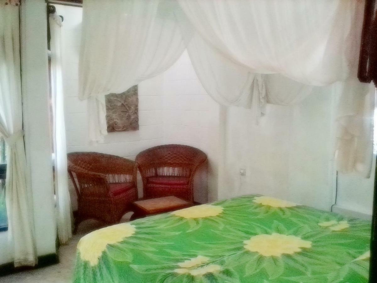 Gazebo Beach 3*