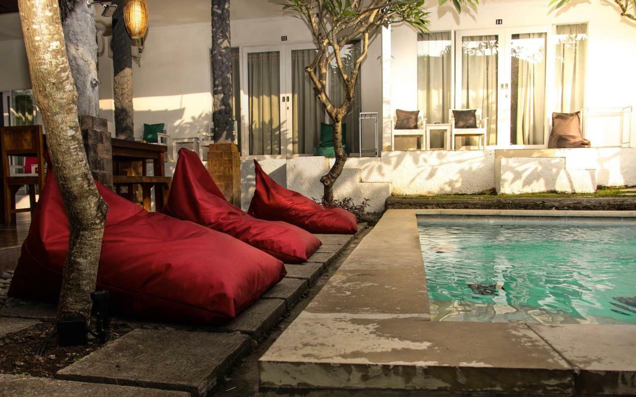 Guest house White Dove