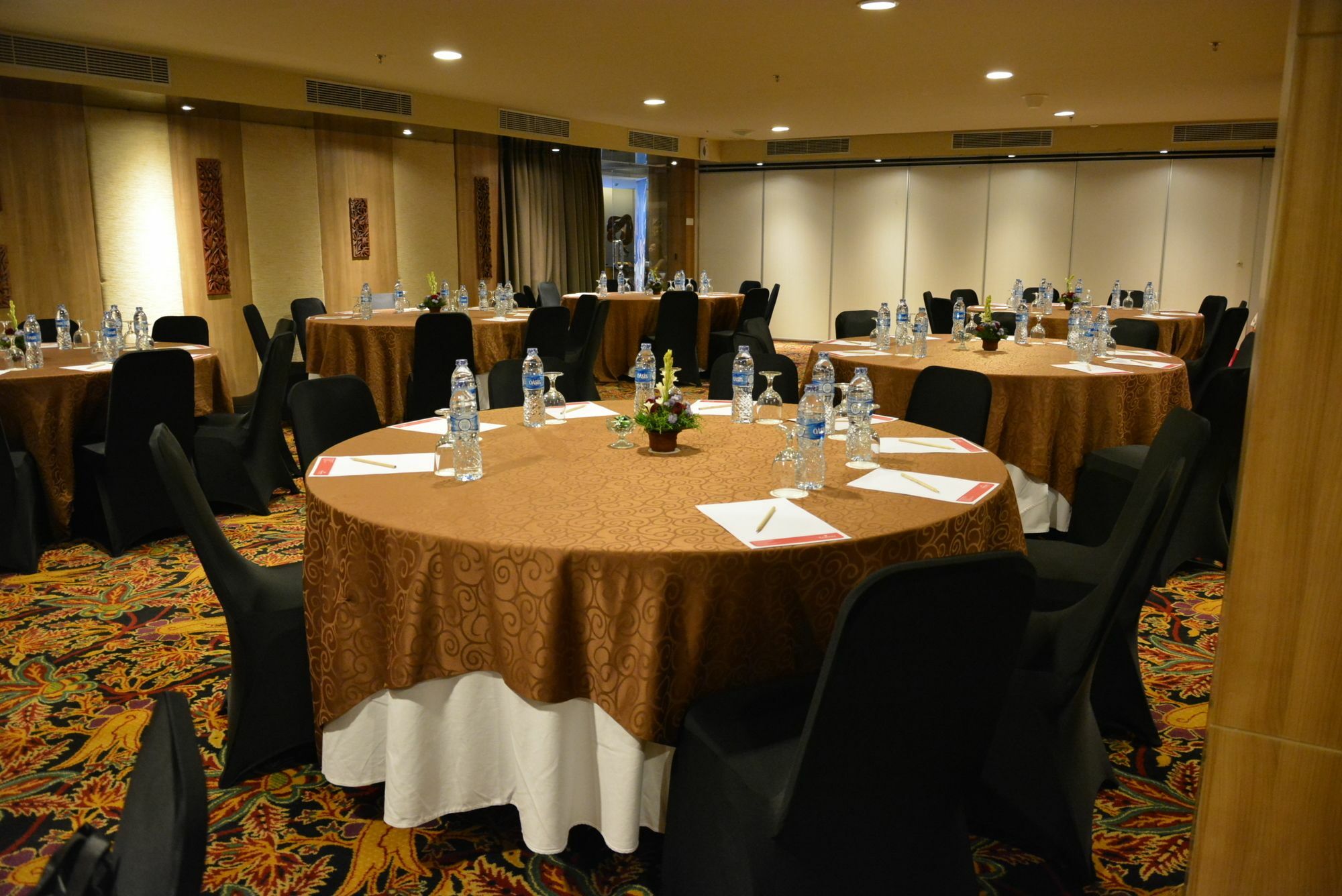 Ramada By Wyndham Bali Sunset Road Kuta 4* Seminyak (Bali)