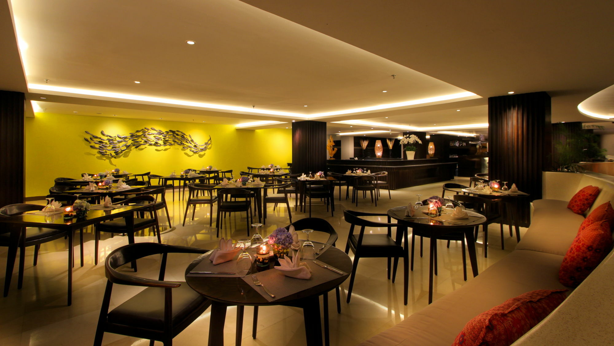 B Bali & Hotel