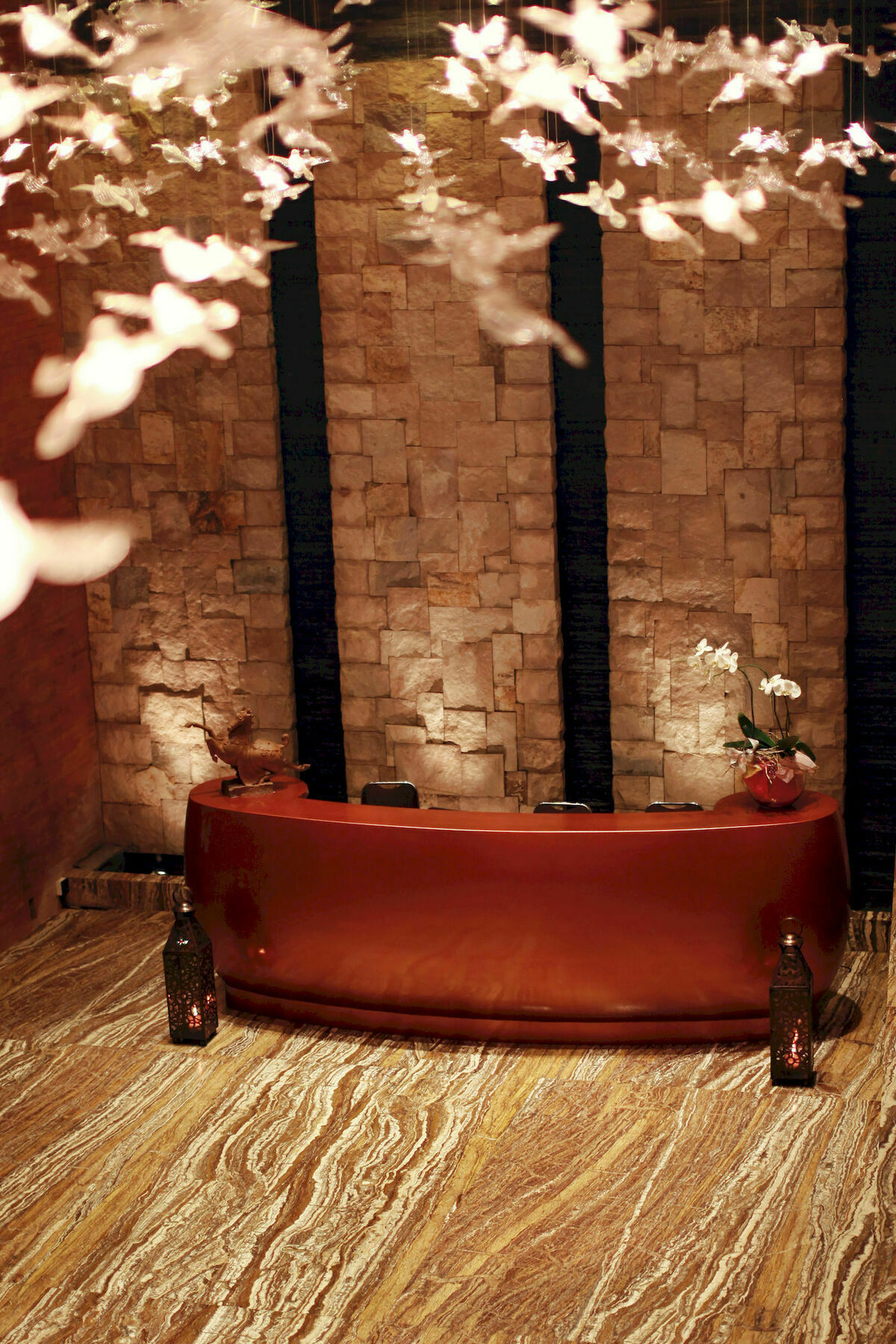 Mega Boutique 4*