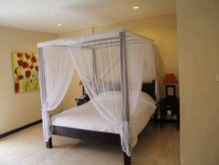 Intansari Denpasar (Bali)